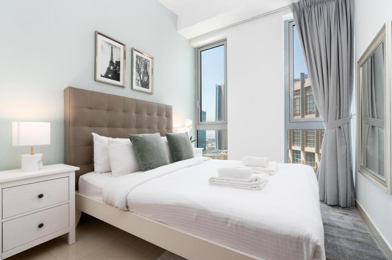 Ultimate Stay / 4 Beds / Burj Khalifa View ドバイ エクステリア 写真