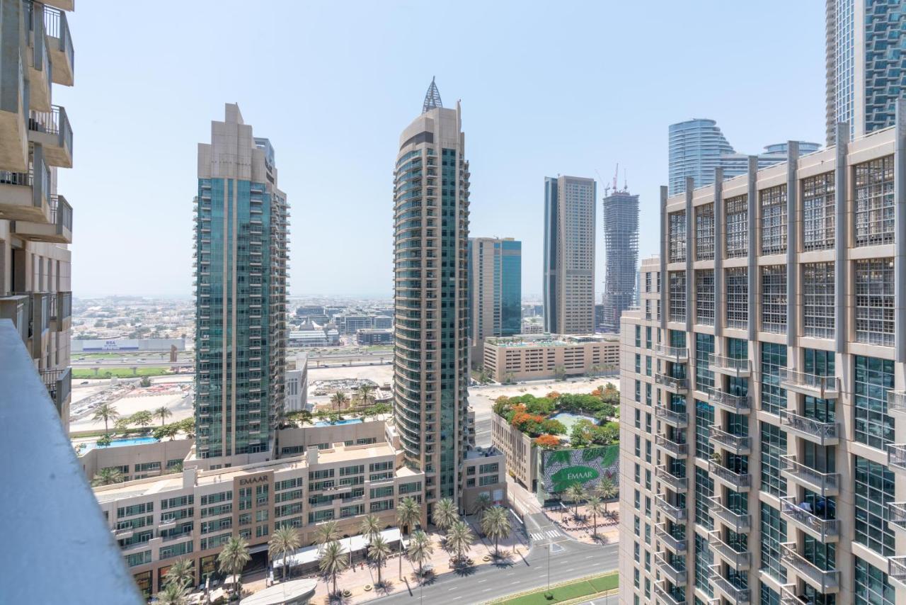 Ultimate Stay / 4 Beds / Burj Khalifa View ドバイ エクステリア 写真